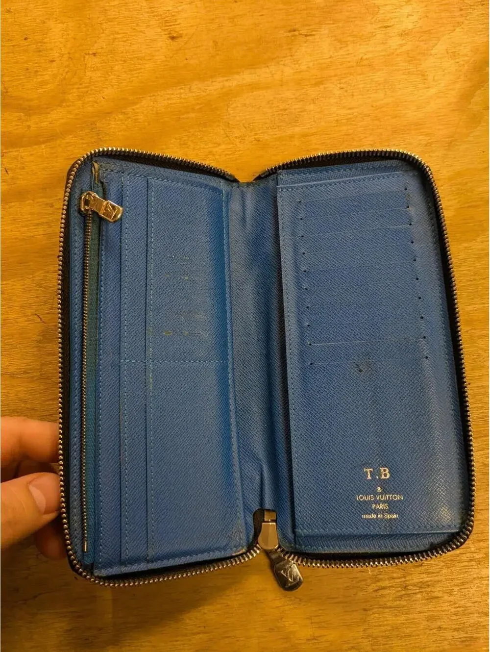 RARE! LOUIS VUITTON Bicolor Blue Taiga Zippy Long Wallet Vertical Zip Around